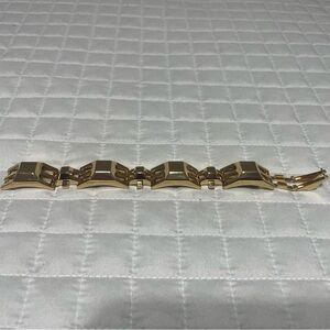 Stella and Dot Gold Tone Bracelet